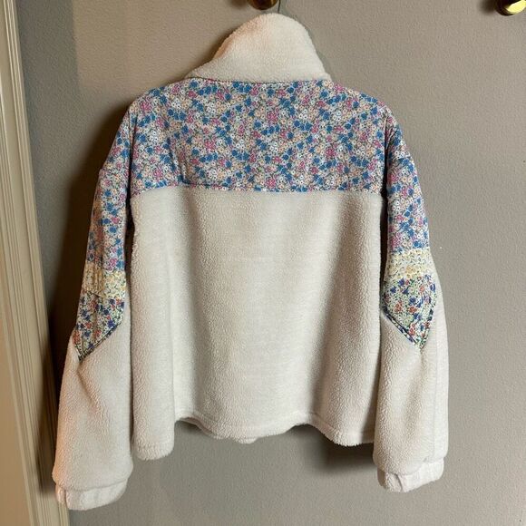 Lea & Viola | L | Floral Teddy Jacket floral trimmed zip up fleece jacket - Picture 5 of 8